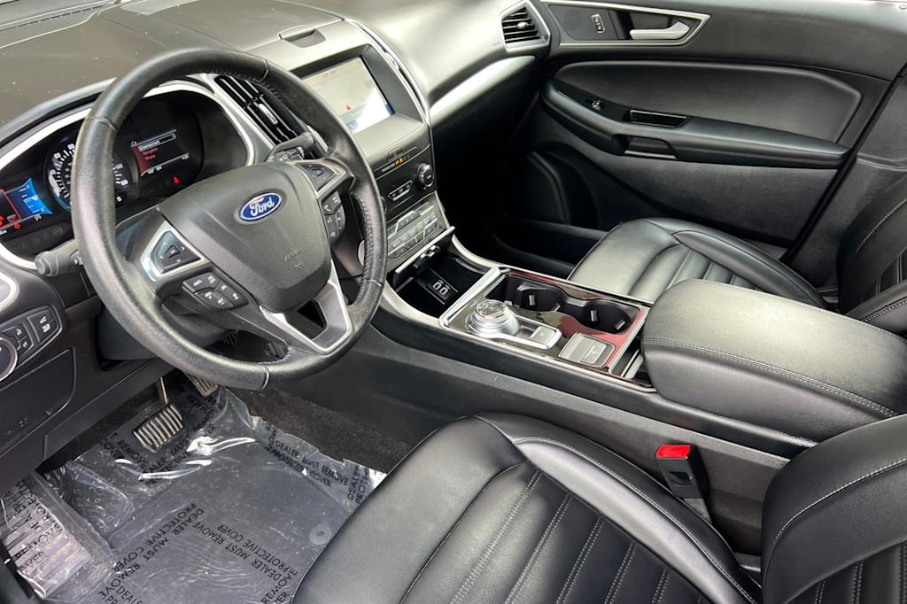 Thumbnail: 2019 Ford Edge - 9