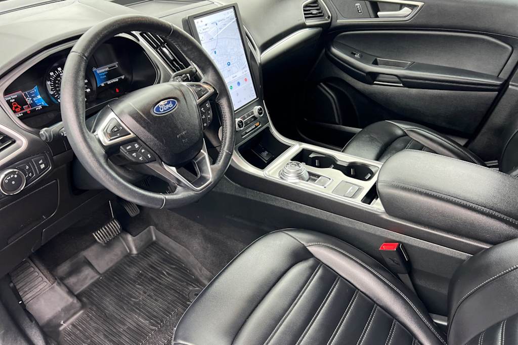 Thumbnail: 2022 Ford Edge - 9