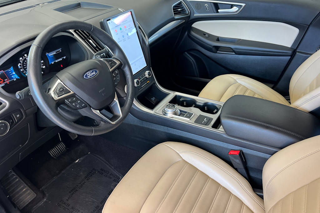 Thumbnail: 2024 Ford Edge - 9