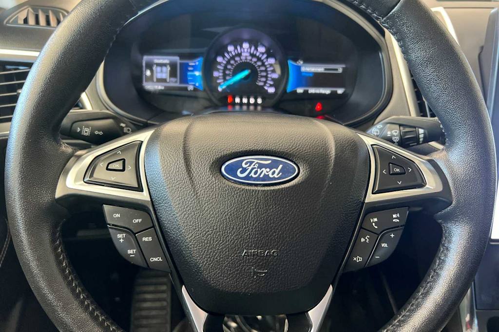 Thumbnail: 2022 Ford Edge - 27