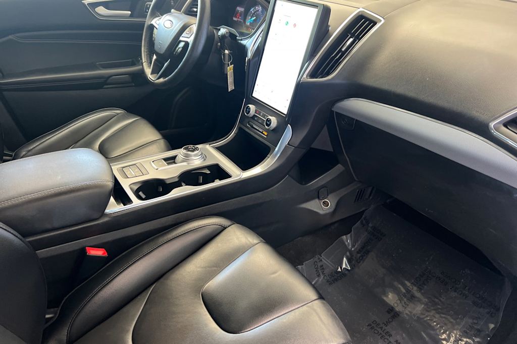 Thumbnail: 2022 Ford Edge - 11
