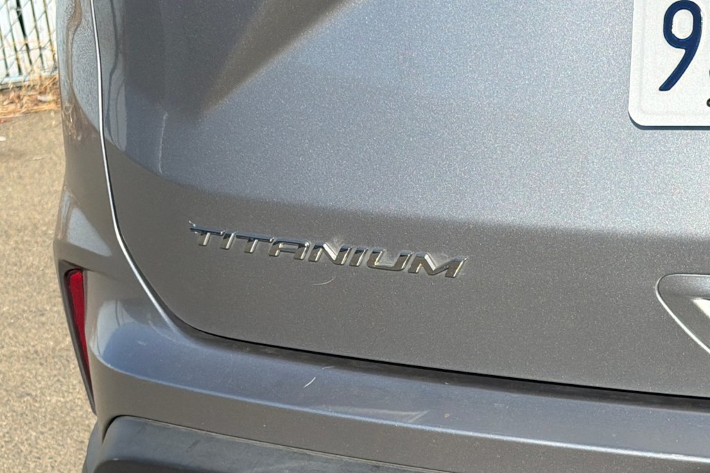 Thumbnail: 2022 Ford Edge - 7