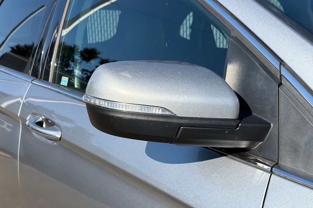 Thumbnail: 2022 Ford Edge - 21