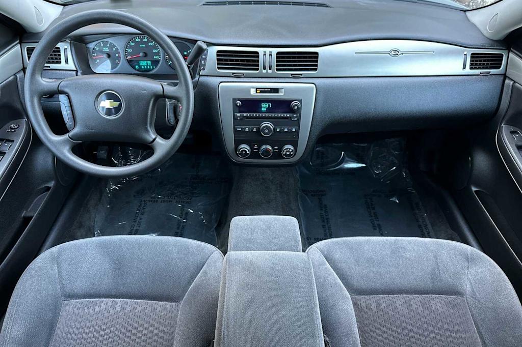 2011 Chevrolet Impala LS 2