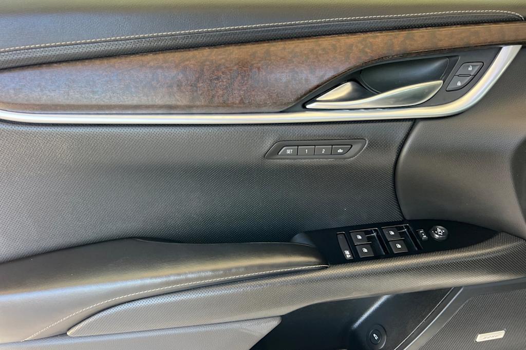 Thumbnail: 2018 Cadillac XTS - 20