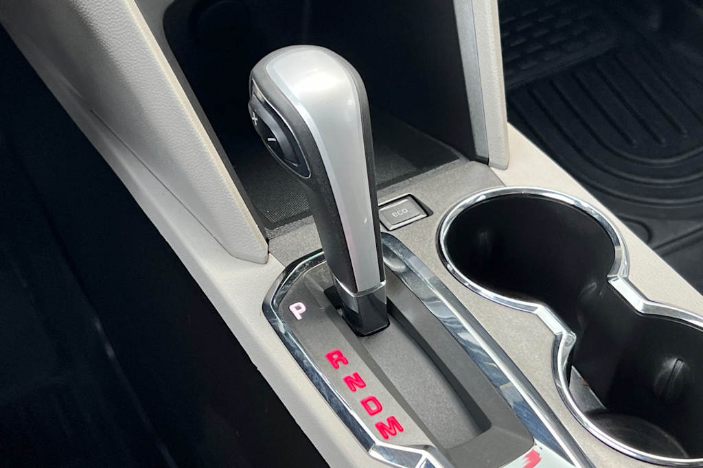 Thumbnail: 2014 GMC Terrain - 15