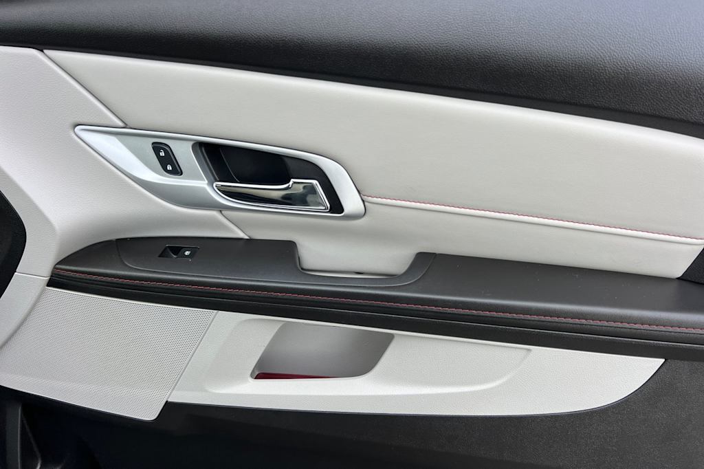 Thumbnail: 2014 GMC Terrain - 24