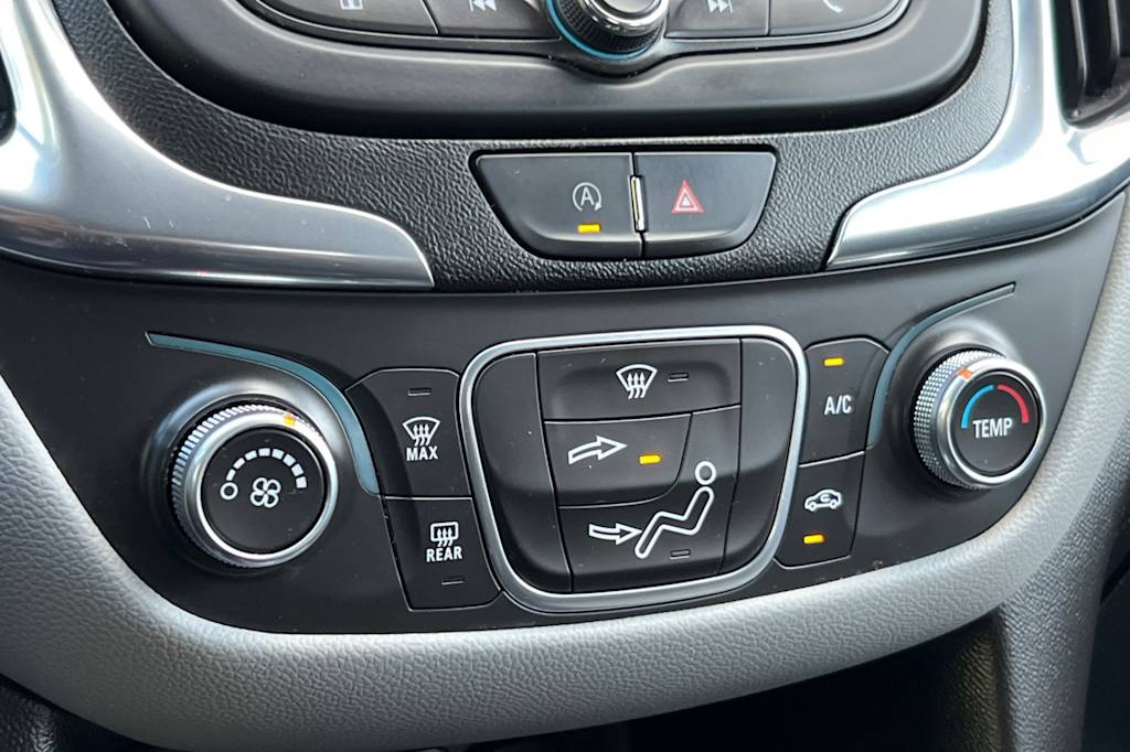 Thumbnail: 2022 Chevrolet Equinox - 27