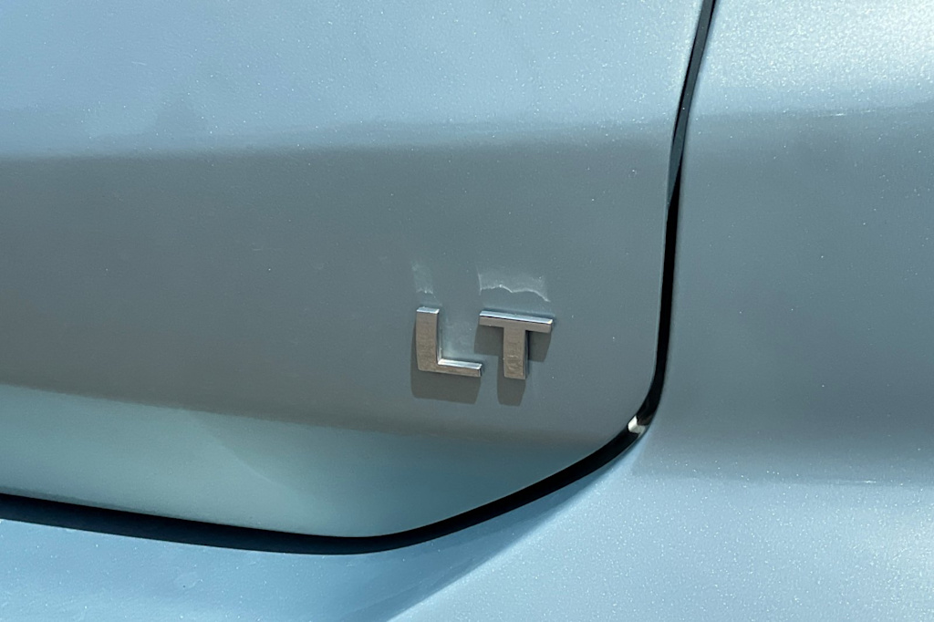 Thumbnail: 2022 Chevrolet Equinox - 33