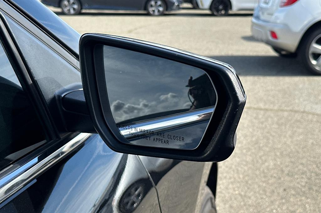 Thumbnail: 2020 Chevrolet Equinox - 15