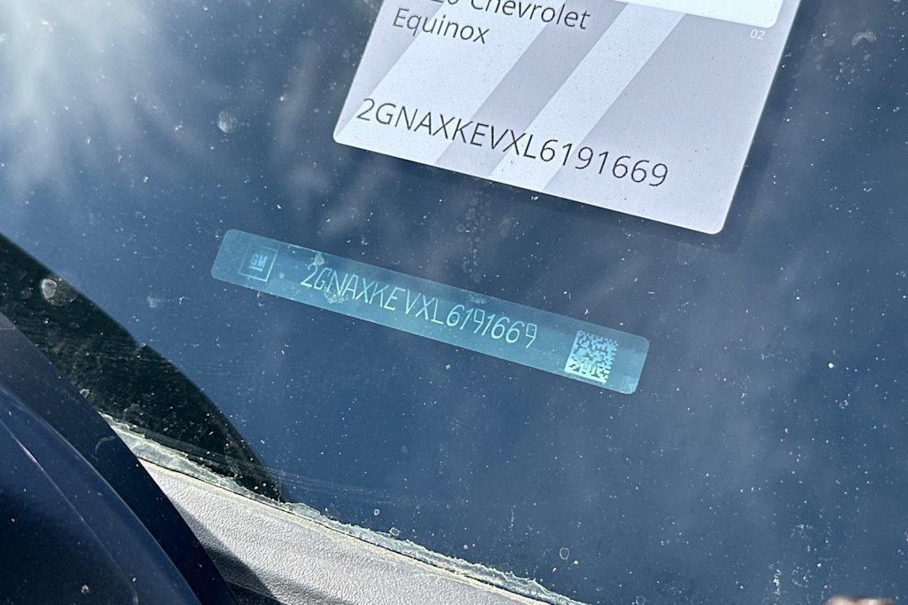 Thumbnail: 2020 Chevrolet Equinox - 8