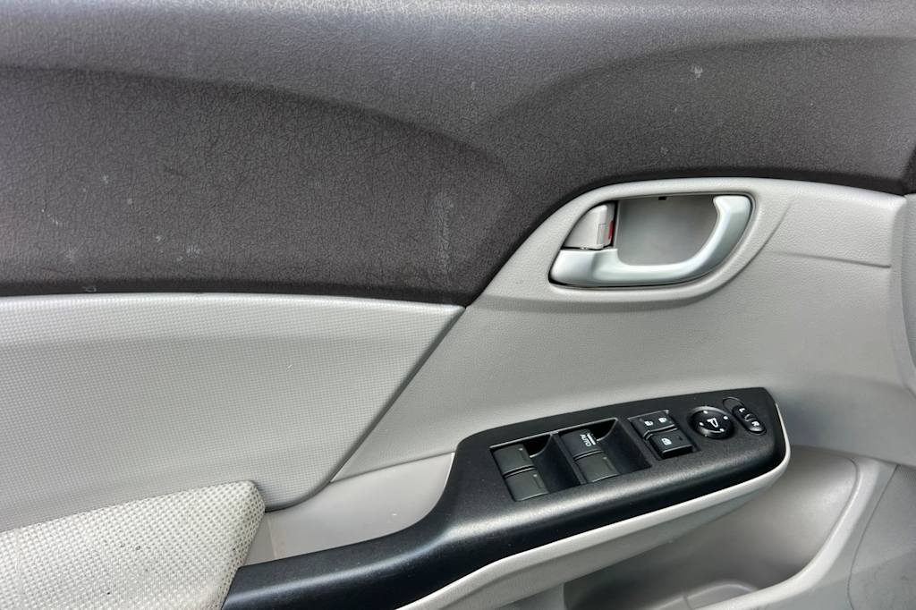 Thumbnail: 2012 Honda Civic - 19