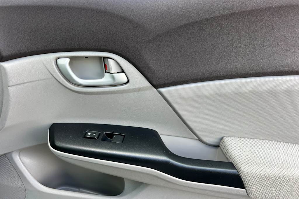Thumbnail: 2012 Honda Civic - 23