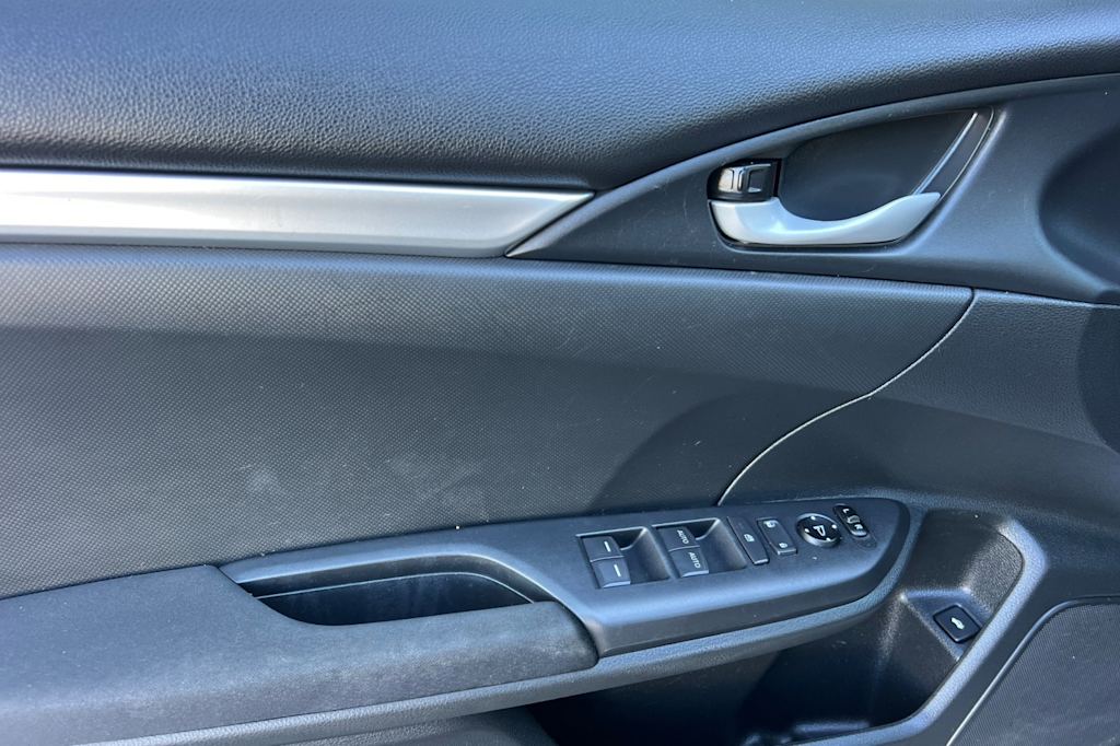 Thumbnail: 2018 Honda Civic - 21