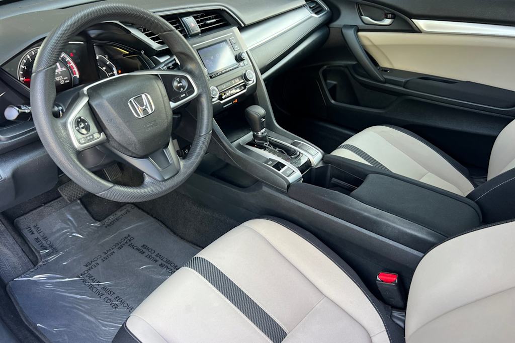 Thumbnail: 2016 Honda Civic - 9