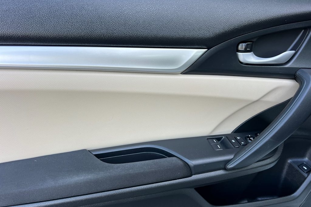 Thumbnail: 2016 Honda Civic - 20