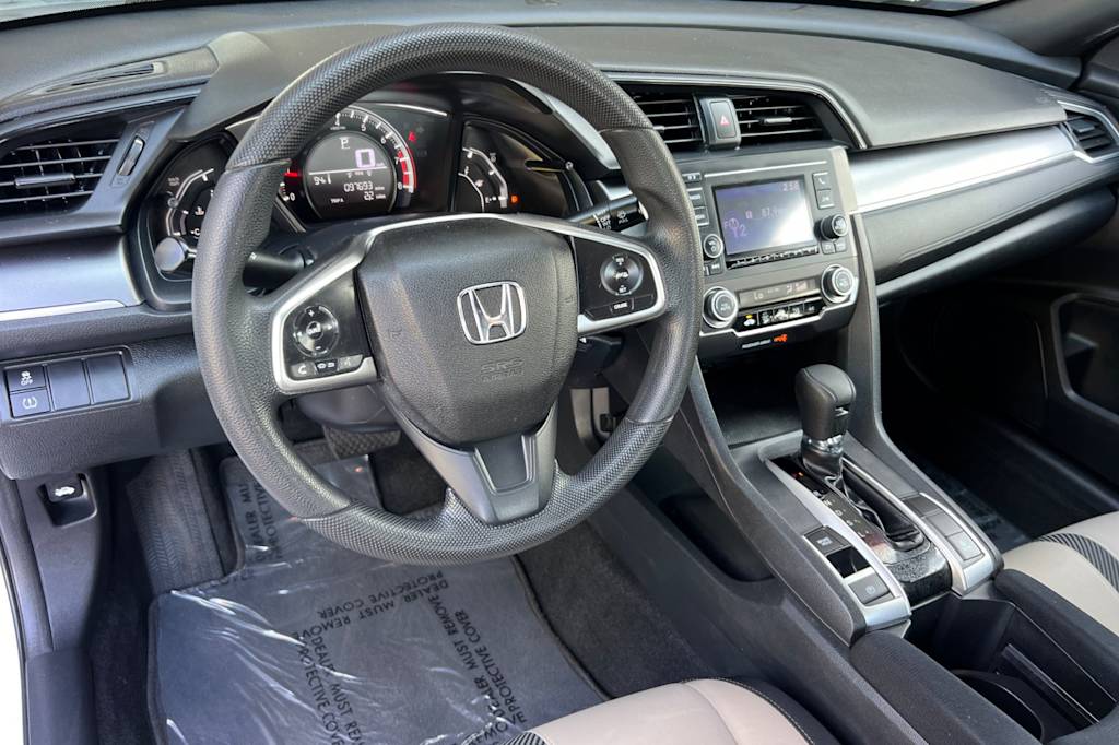 Thumbnail: 2016 Honda Civic - 11