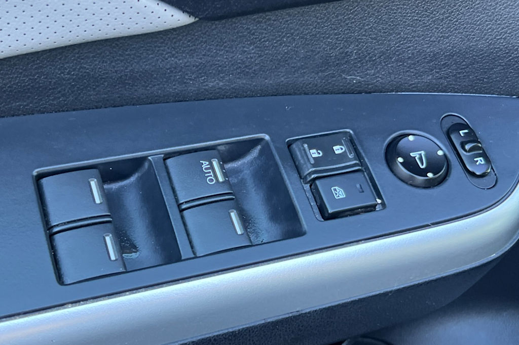 Thumbnail: 2015 Honda CR-V - 19