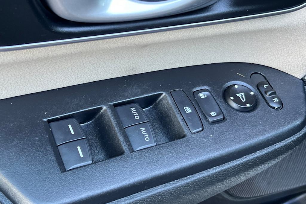 Thumbnail: 2021 Honda CR-V - 20