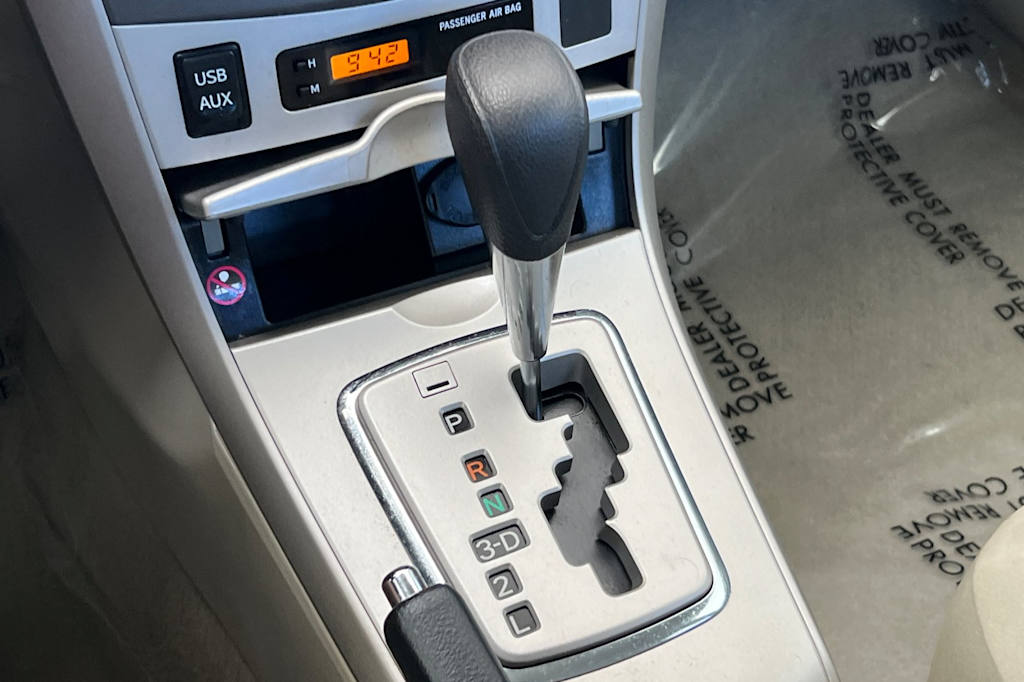 Thumbnail: 2011 Toyota Corolla - 14