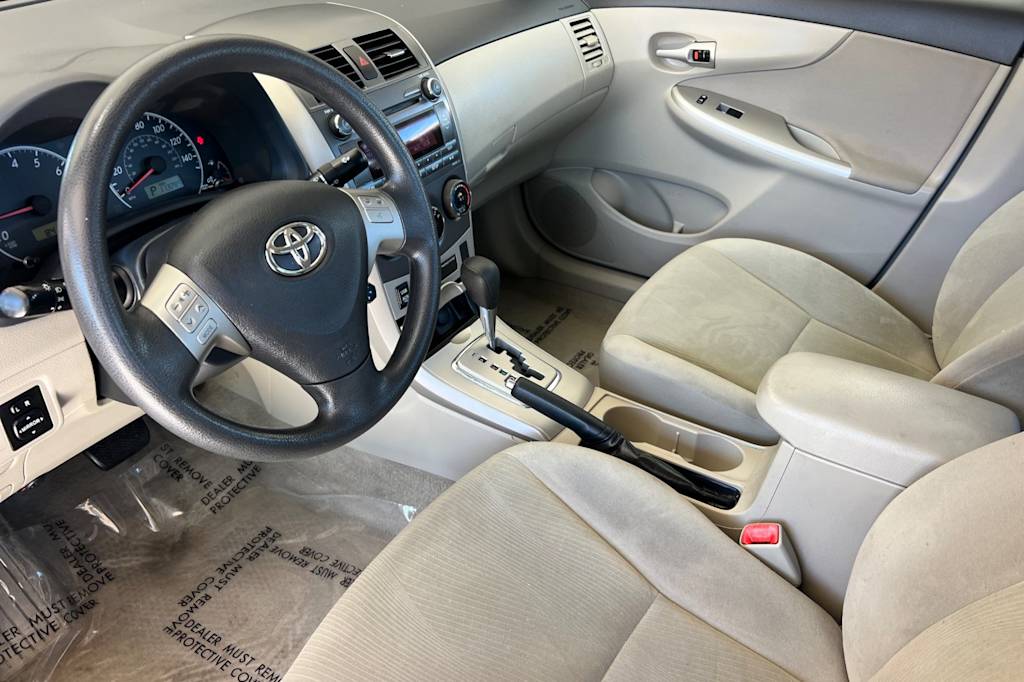 Thumbnail: 2011 Toyota Corolla - 8