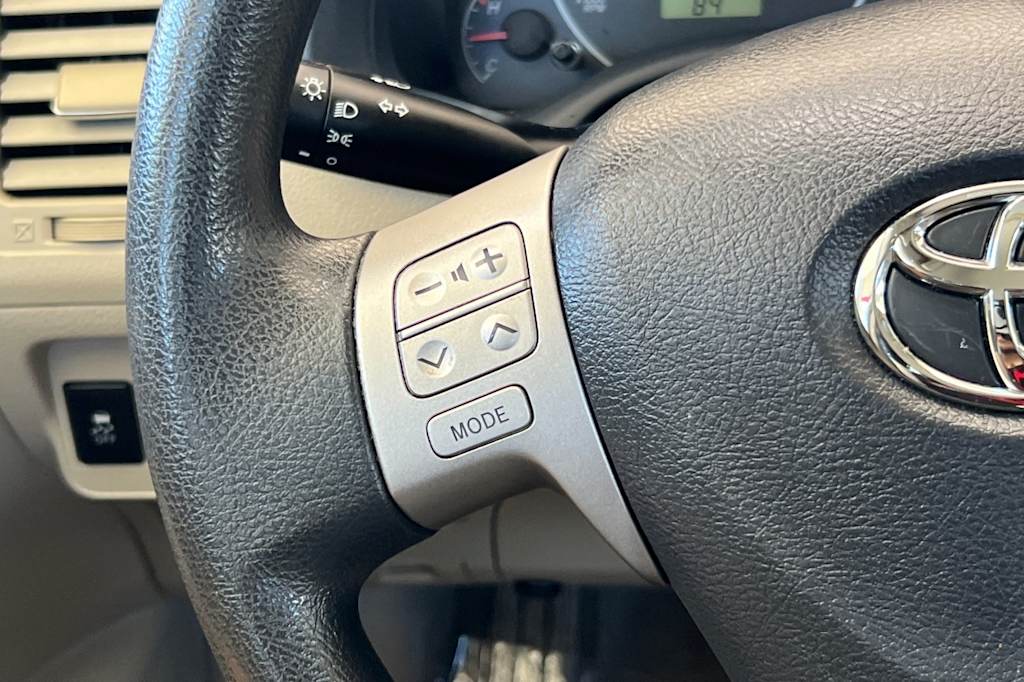 Thumbnail: 2011 Toyota Corolla - 26