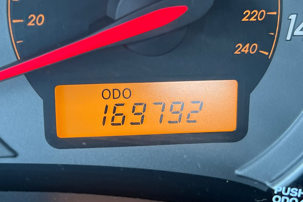 Thumbnail: 2010 Toyota Corolla - 28