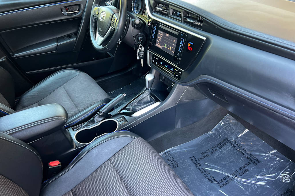 Thumbnail: 2018 Toyota Corolla - 11