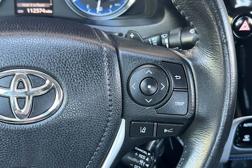 Thumbnail: 2018 Toyota Corolla - 26