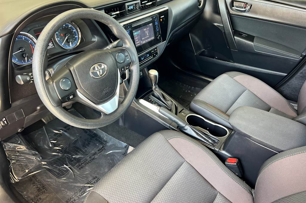 Thumbnail: 2017 Toyota Corolla - 8