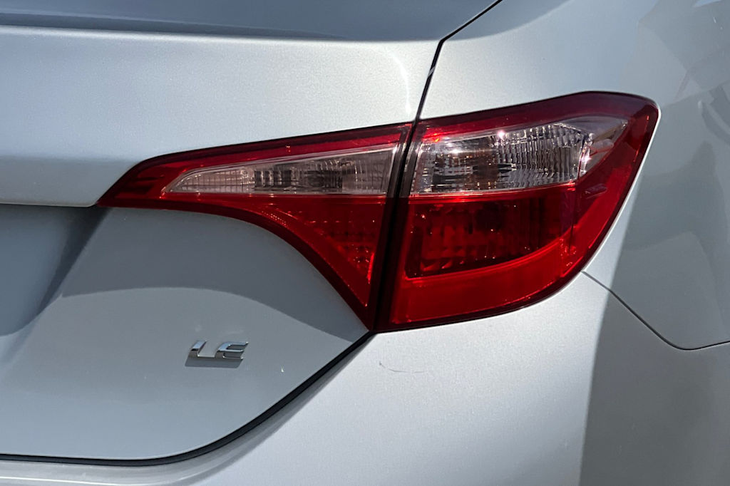 Thumbnail: 2017 Toyota Corolla - 30