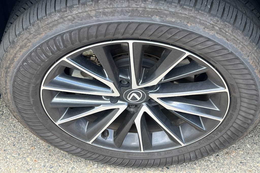 Thumbnail: 2024 Lexus ES - 6