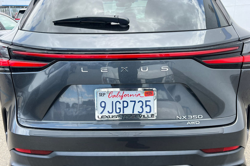 Thumbnail: 2024 Lexus ES - 21