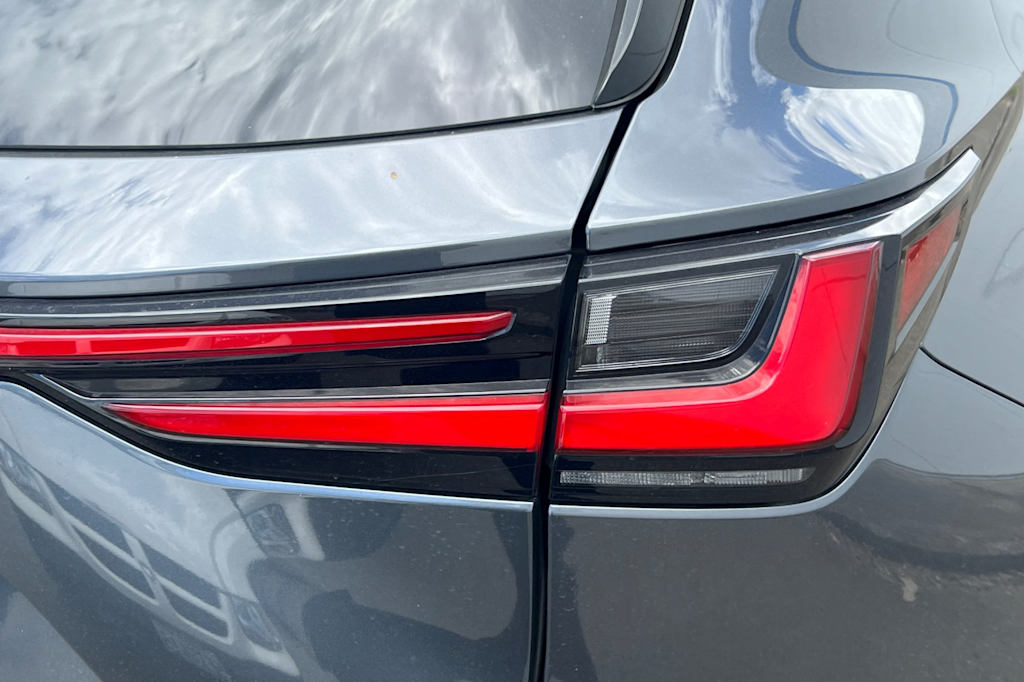 Thumbnail: 2024 Lexus ES - 20