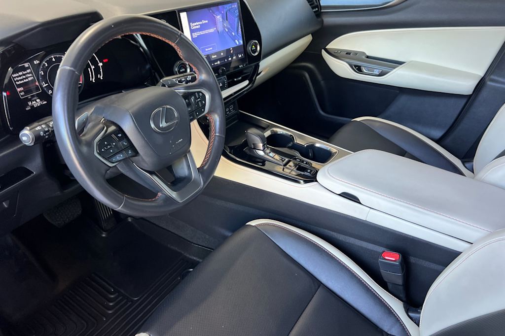 Thumbnail: 2024 Lexus ES - 9