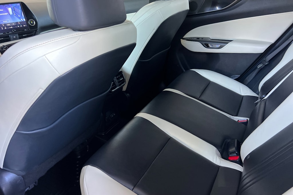 Thumbnail: 2024 Lexus ES - 10