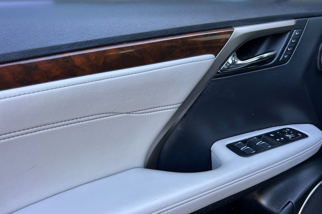Thumbnail: 2019 Lexus RX - 21