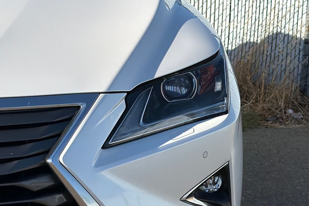 Thumbnail: 2017 Lexus RX - 17