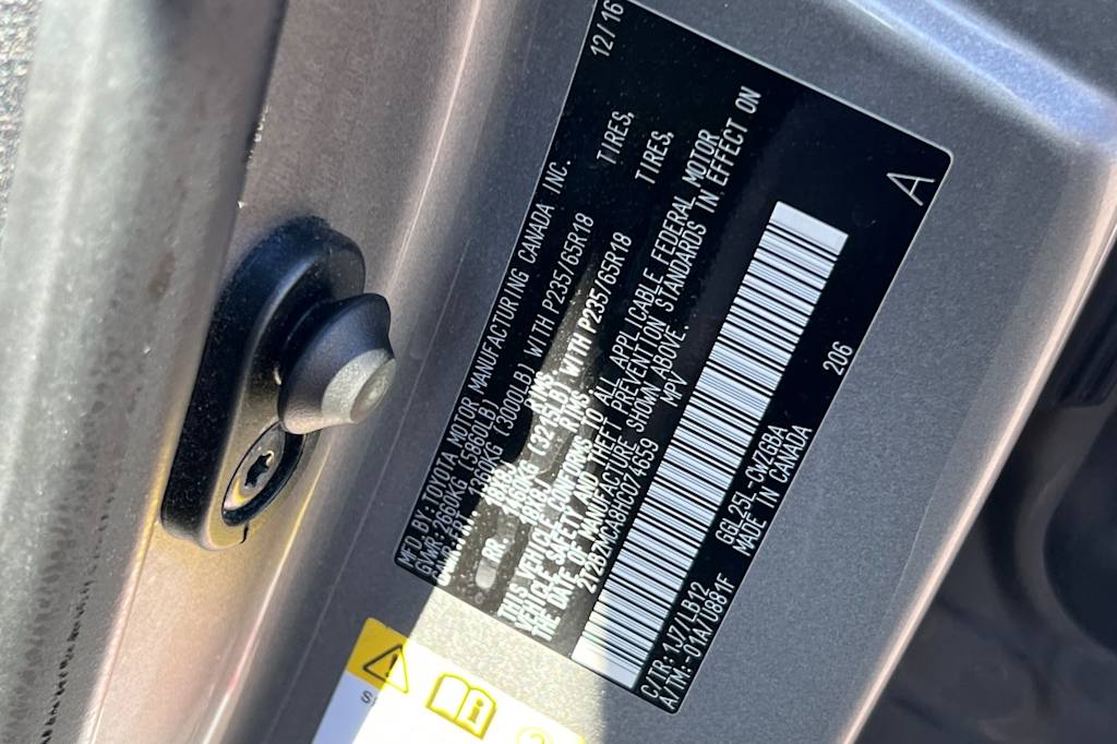 Thumbnail: 2017 Lexus RX - 16