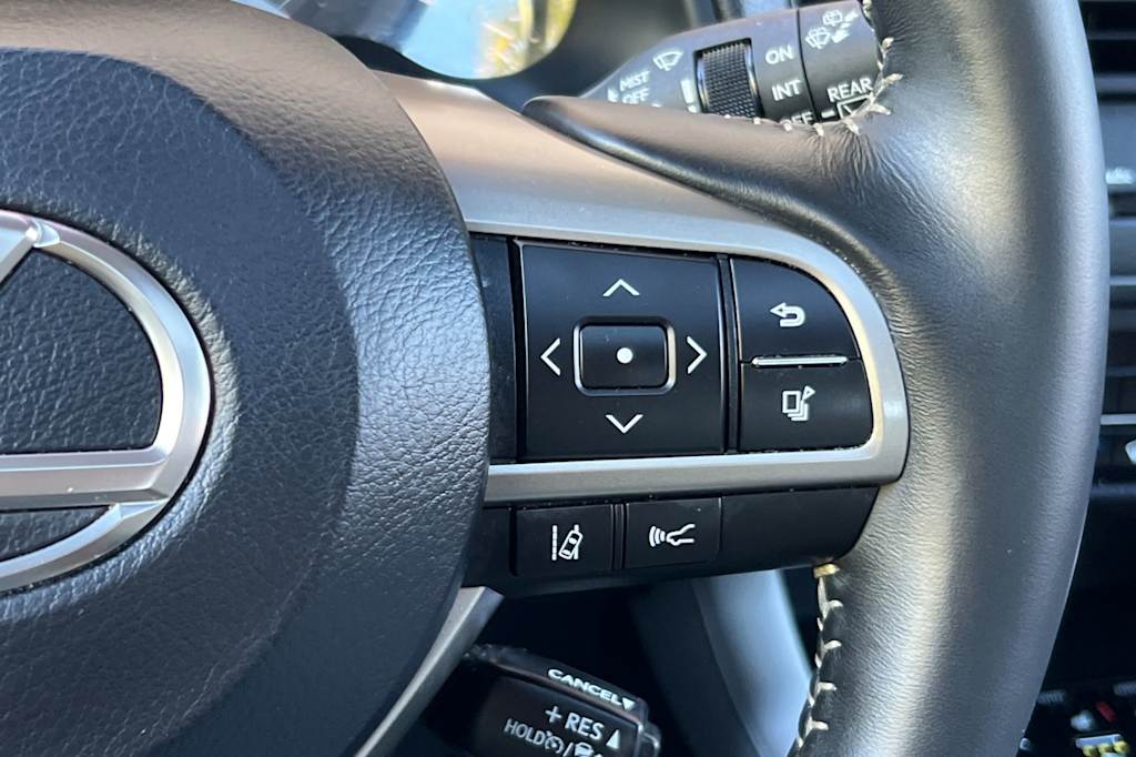 Thumbnail: 2017 Lexus RX - 29