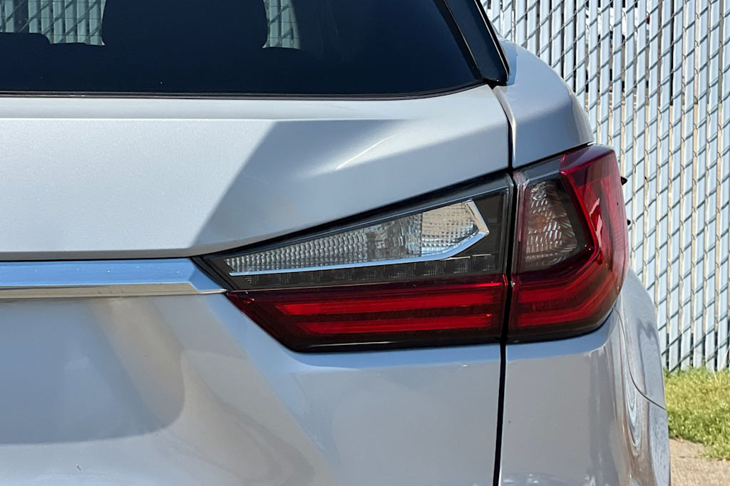 Thumbnail: 2018 Lexus RX - 22