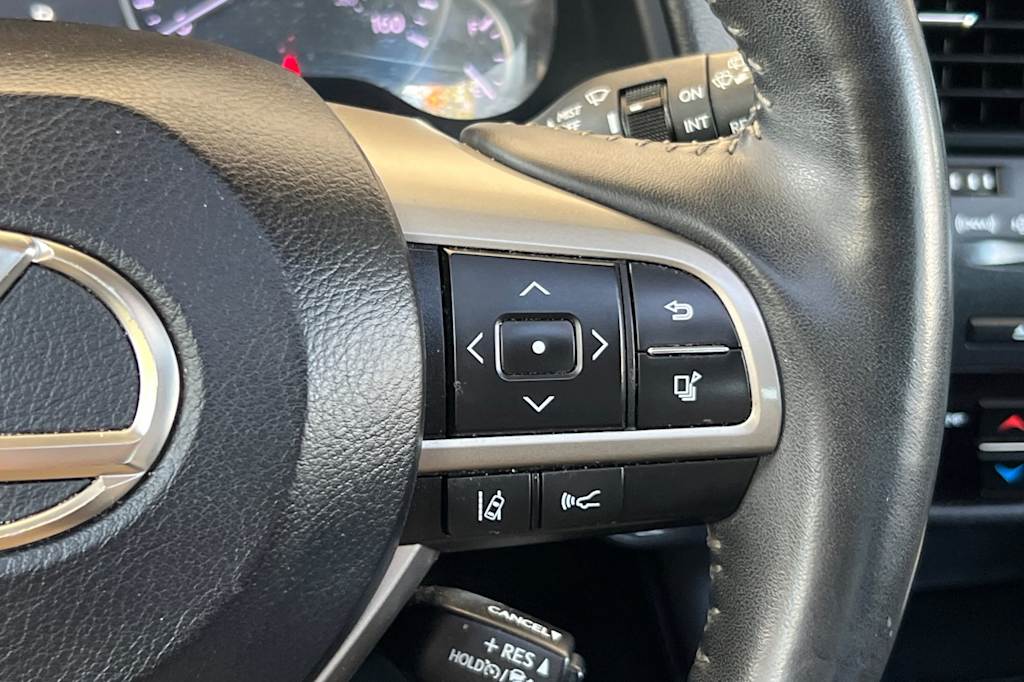 Thumbnail: 2019 Lexus RX - 31