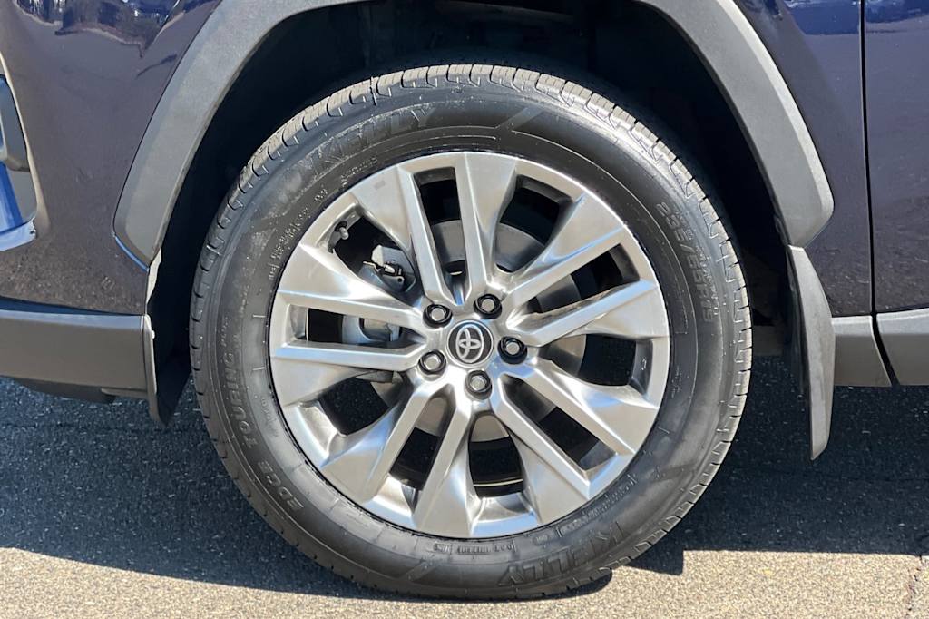 Thumbnail: 2023 Toyota RAV4 - 8