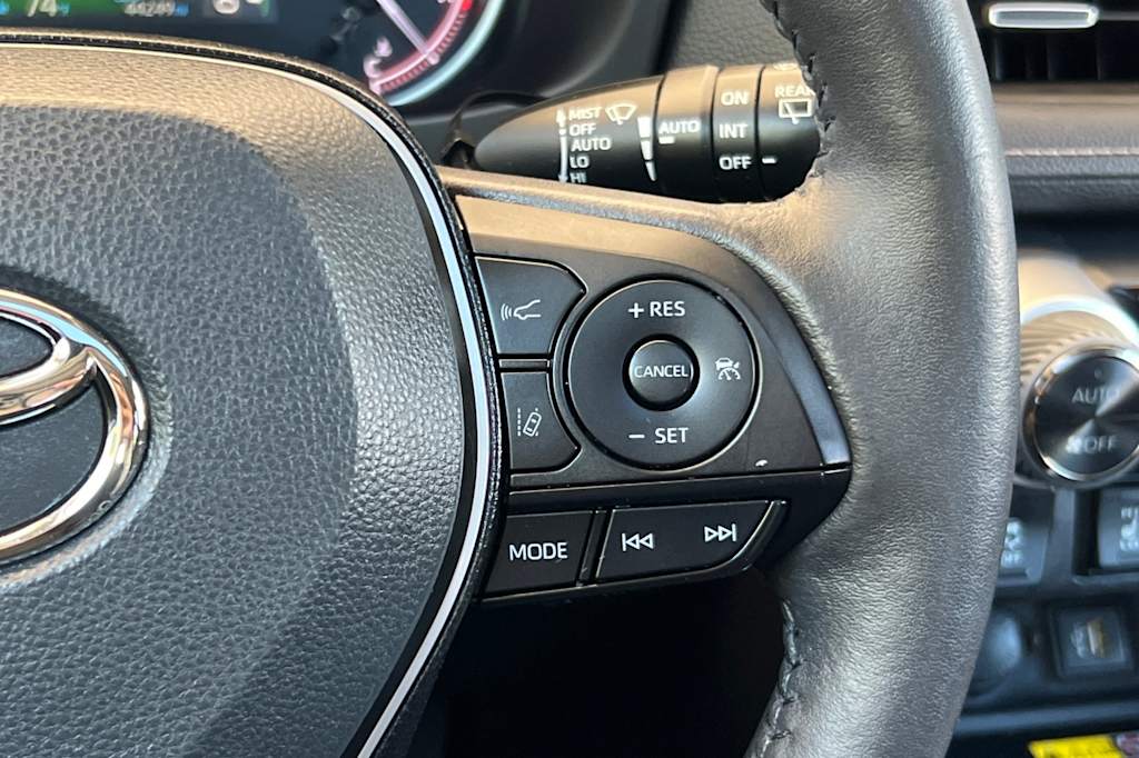 Thumbnail: 2023 Toyota RAV4 - 32
