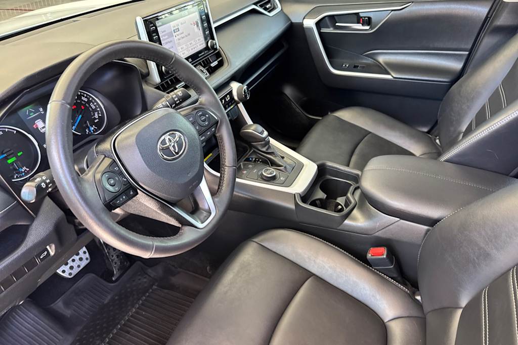 Thumbnail: 2021 Toyota RAV4 - 9