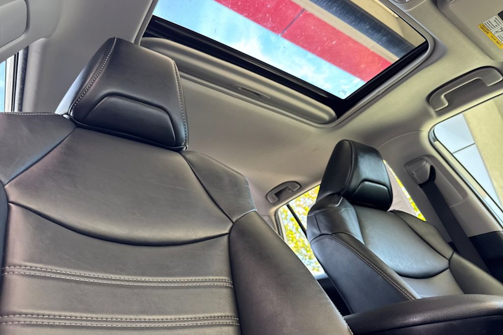 Thumbnail: 2021 Toyota RAV4 - 24