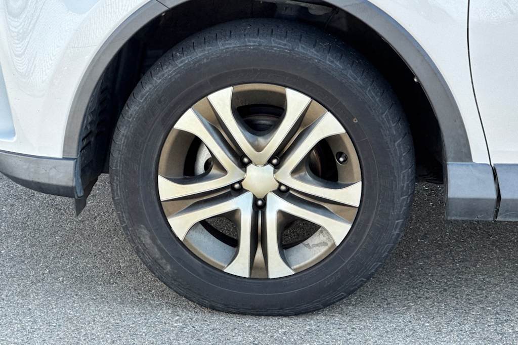 Thumbnail: 2016 Toyota RAV4 - 7