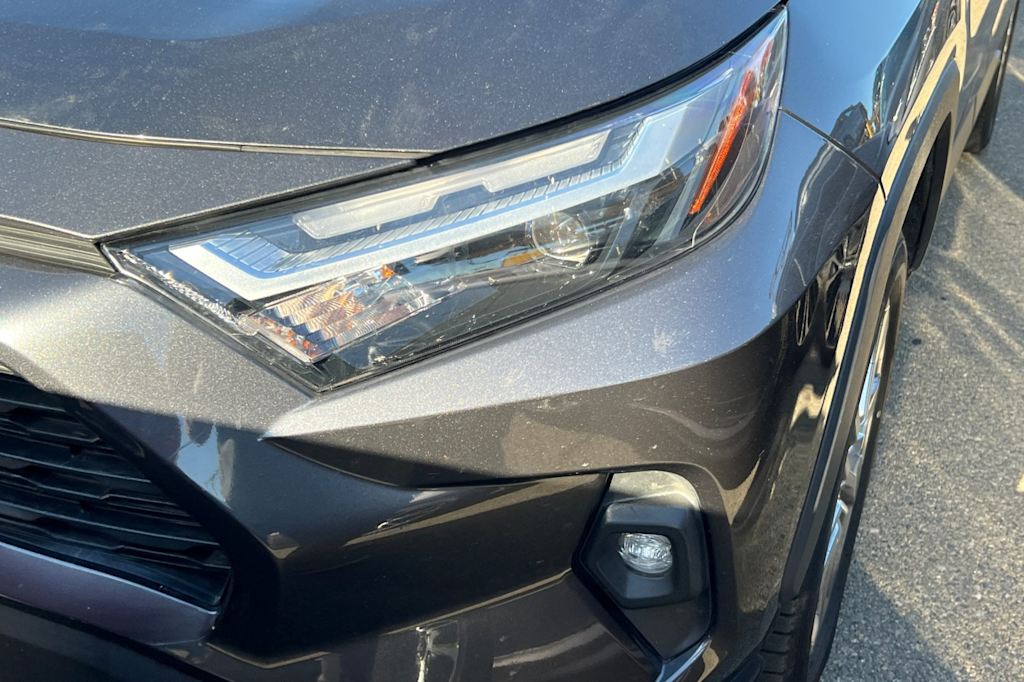 Thumbnail: 2022 Toyota RAV4 - 14