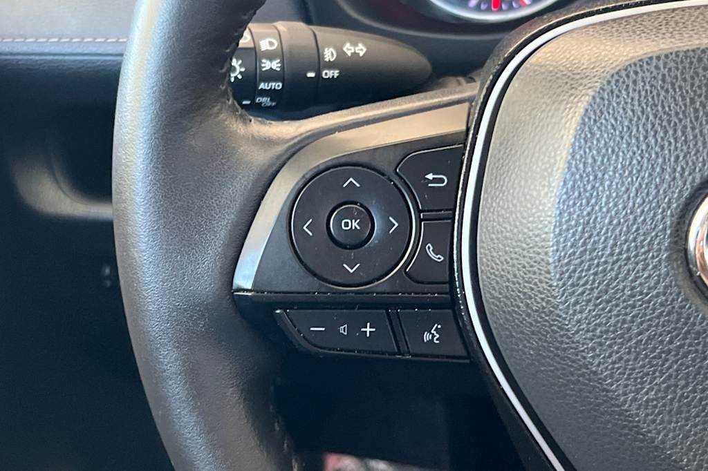 Thumbnail: 2022 Toyota RAV4 - 30