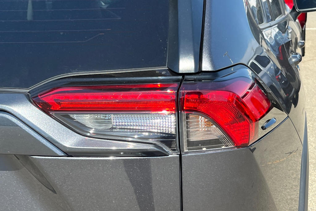 Thumbnail: 2023 Toyota RAV4 - 19
